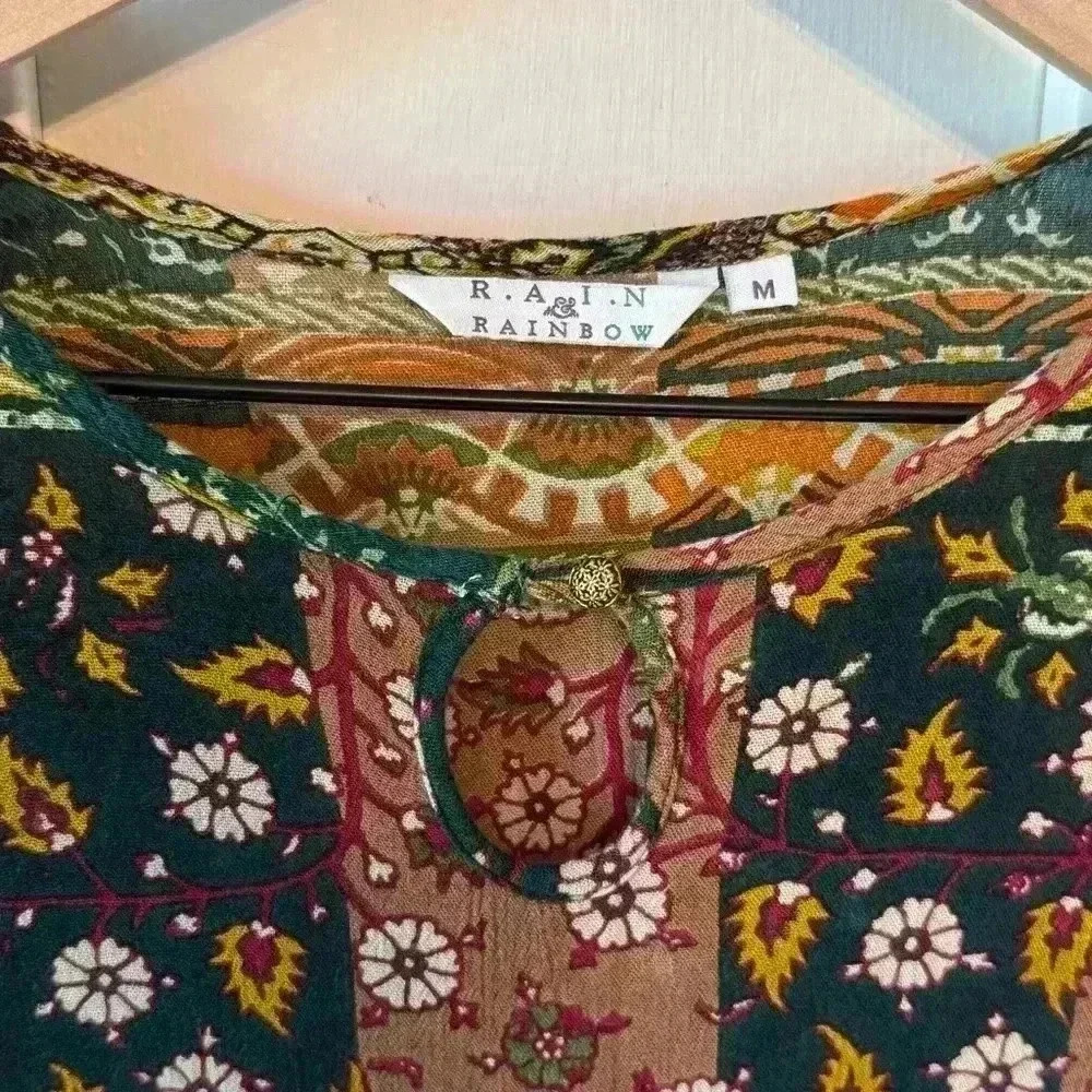 Rain & Rainbow Women’s Multi Ethnic Motifs Printed Bell Sleeves Kurta Size M - Picture 8 of 14